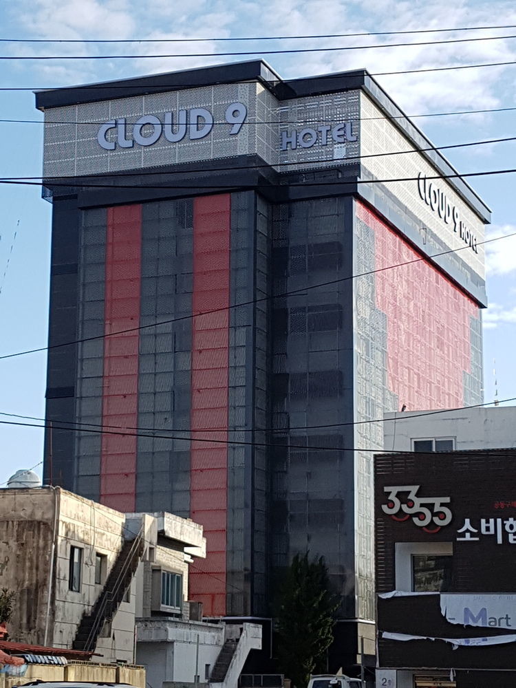 Cloud Nine Hotel Gimhae Exterior foto