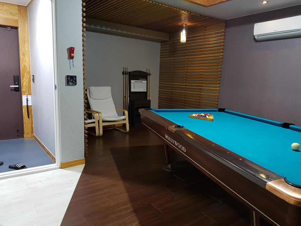 Cloud Nine Hotel Gimhae Exterior foto