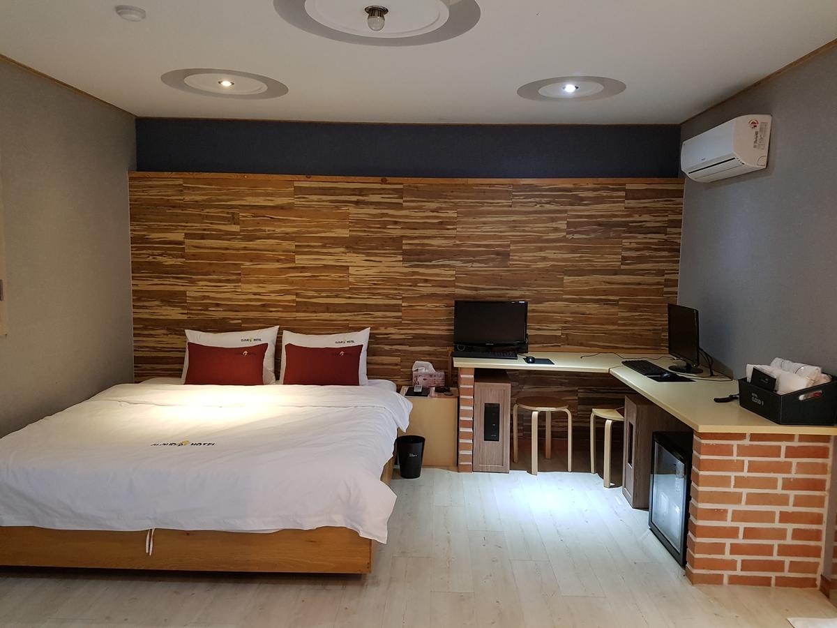 Cloud Nine Hotel Gimhae Zimmer foto